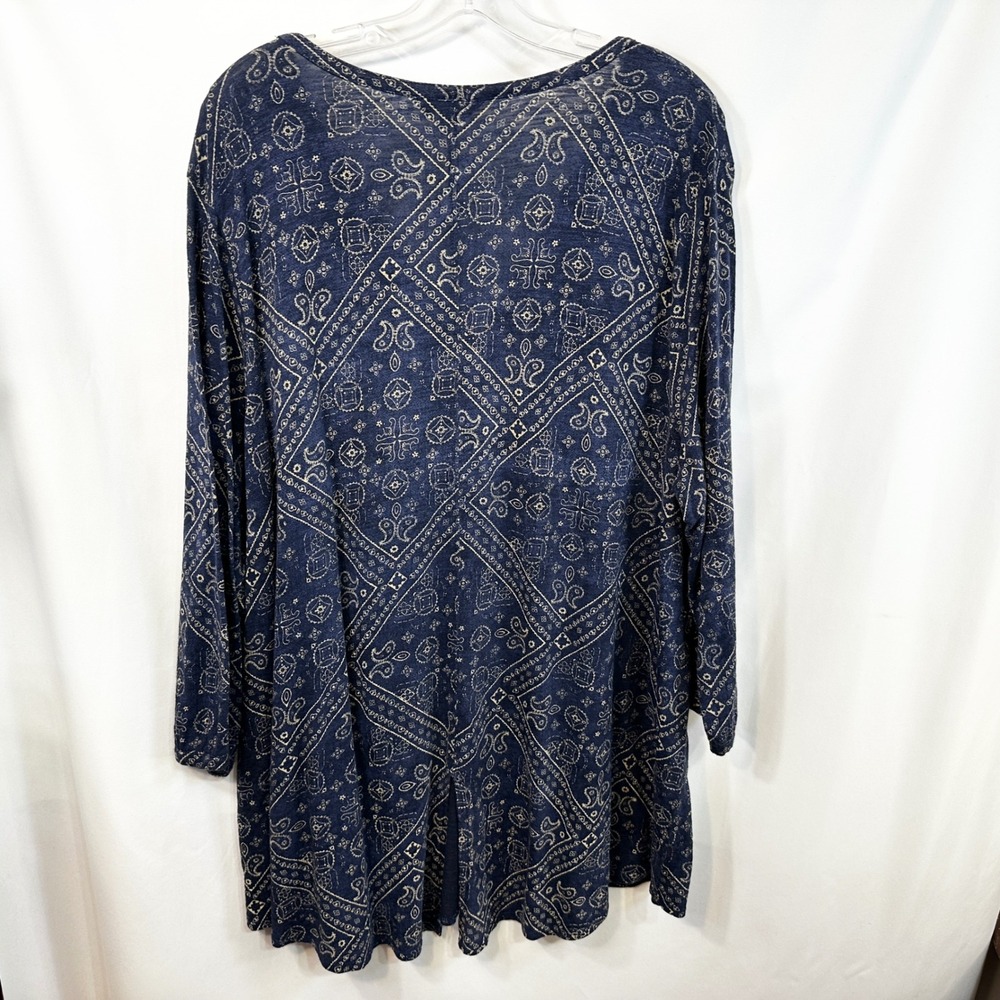 Lucky Brand Plus Sz 3X Top Navy Blue Bandana Print V-Neck Tunic Cotton Boho 619 - Picture 2 of 9